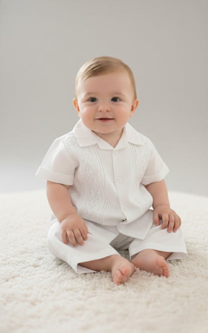 Conjunto Guayabera Bordado 127 niño bebe