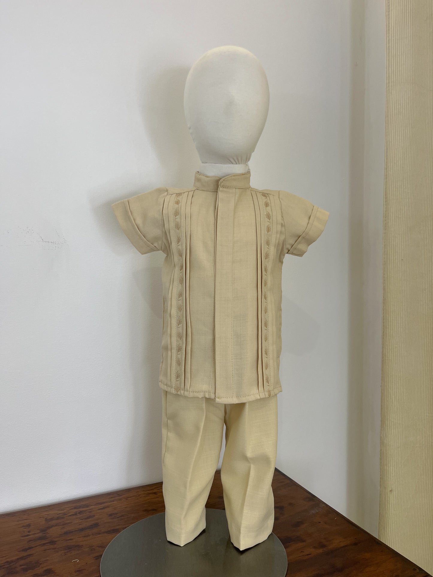 Conjunto Guayabera Bordada 130 niño bebe