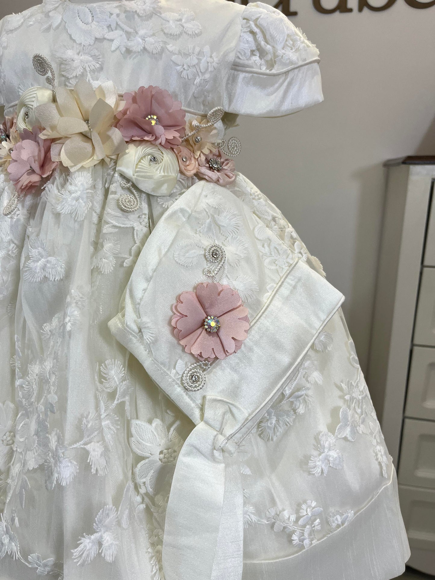 Ropon Desmontable 358 + Kit Bautizo Niña Bebe