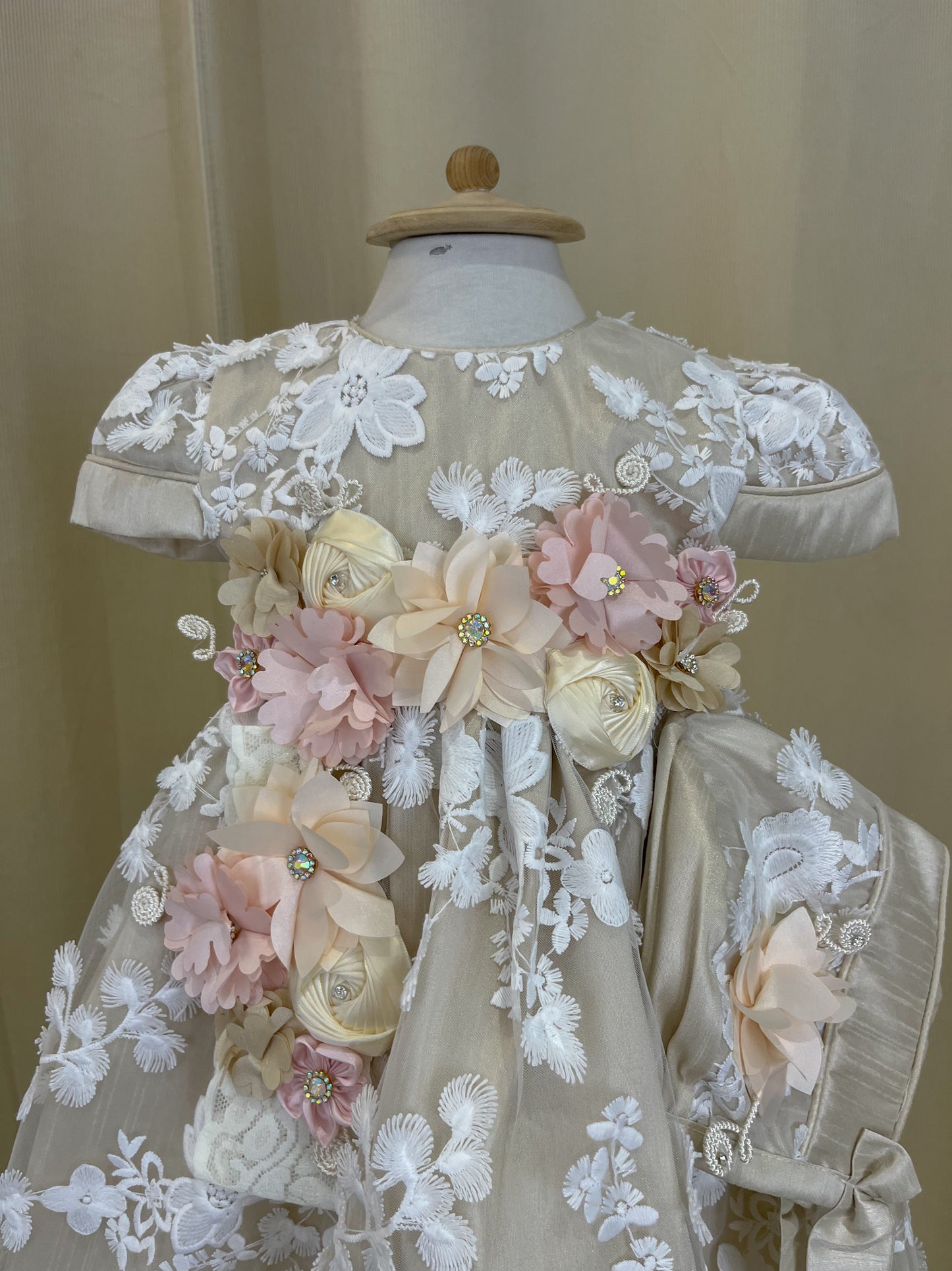 Ropon Desmontable 358 + Kit Bautizo Niña Bebe